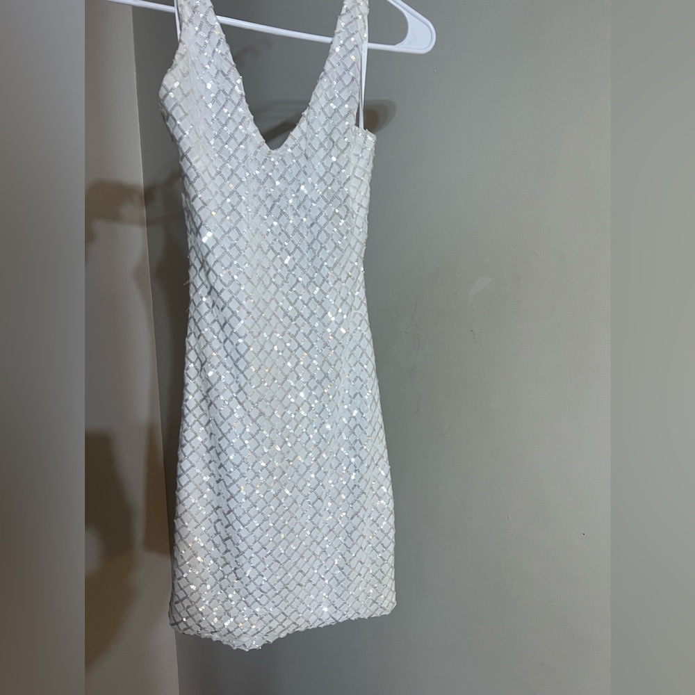 WINDSOR SPARKLE WHITE DRESS